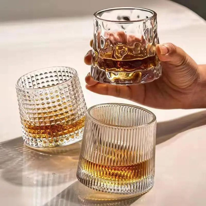 Copo de Whisky Cristal Rotativo com Base de Madeira Houss