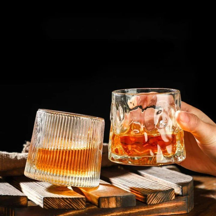Copo de Whisky Cristal Rotativo com Base de Madeira Houss