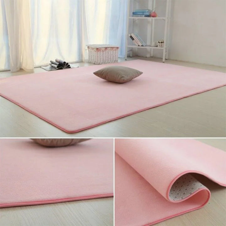 O Tapete Para Sala Em Veludo Pelúcia Houss está disponível na cor Rosa Claro