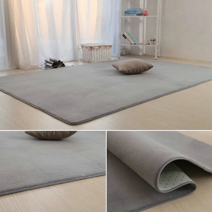 O Tapete Para Sala Em Veludo Pelúcia Houss está disponível na cor Cinza